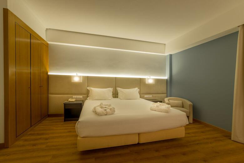 Hotel TRYP Dona Maria
