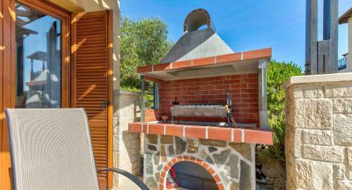 Apartment Paradisos, Ground Floor Overlooking Communal Pools, Aphrodite Hills