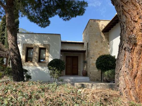 Villa Anemonas With Private Pool, Aphrodite Hills Golf & Spa Resort