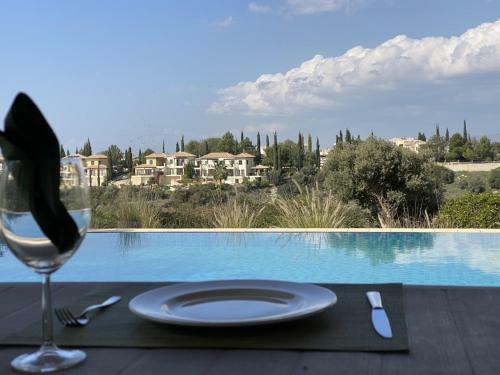 Villa Anemonas With Private Pool, Aphrodite Hills Golf & Spa Resort