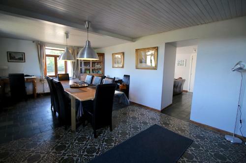 Gitesonoro Honvelez