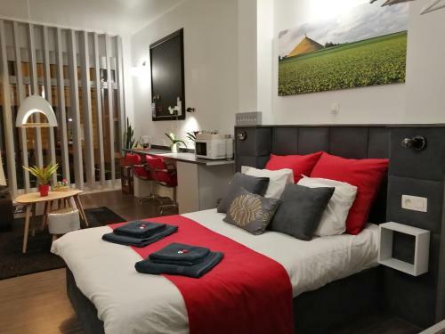 Hostal The Romantic Waterloo Lion's Suite