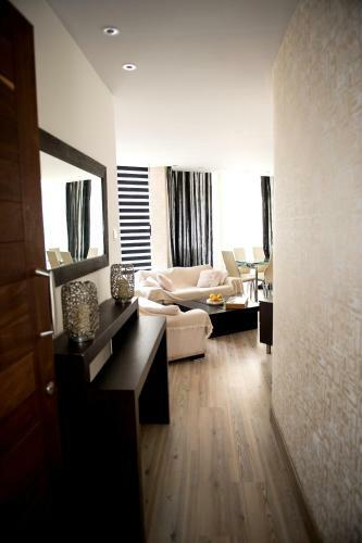 Sophia Court Apartment