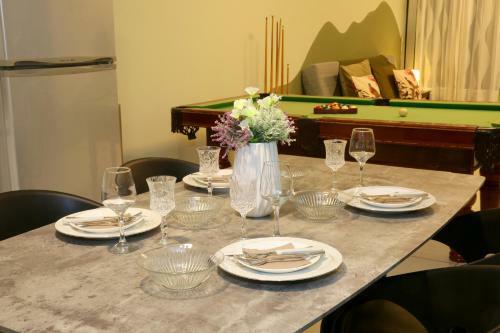 Apartamento 930m To Beach-2 Bedroom+veranda-perfect Located