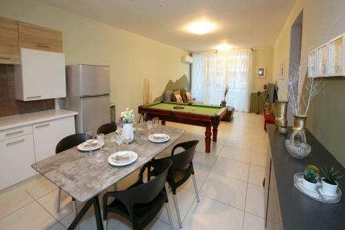 Apartamento 930m To Beach-2 Bedroom+veranda-perfect Located