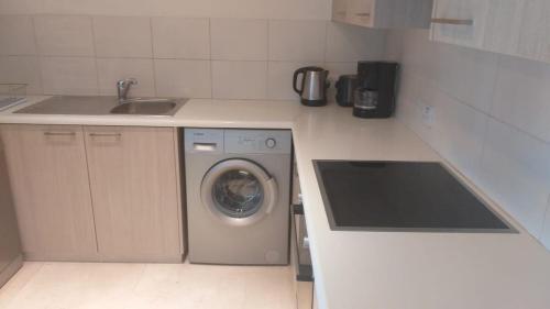 Apartamento Horizon Luxury Suite At Finikoudes Beach 301