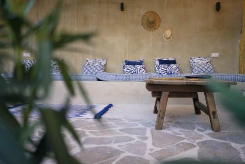 Ronda Center Apartments With Pool