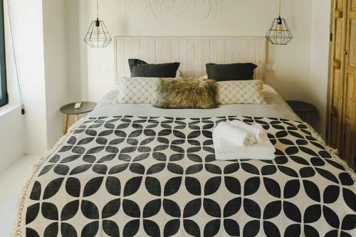 Ronda Center Apartments With Pool