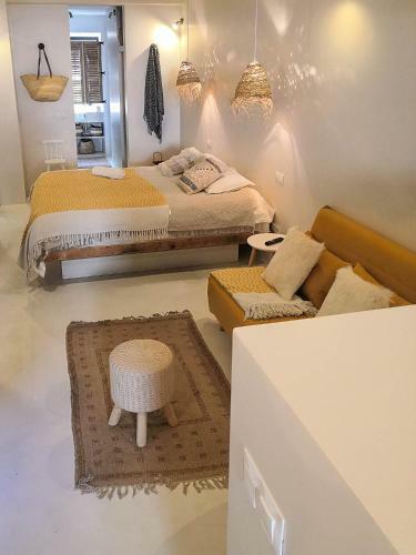 Ronda Center Apartments With Pool