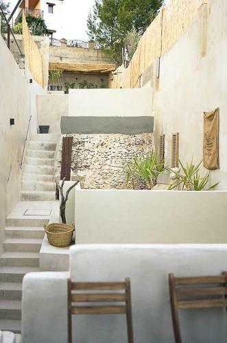 Ronda Center Apartments With Pool
