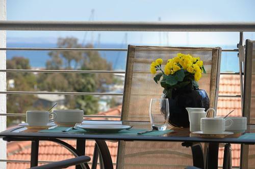 Nicolaides Sea View Apartments