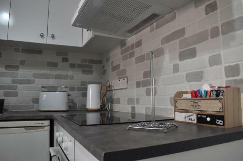 Marias Apartment - In City Centre,near Beach