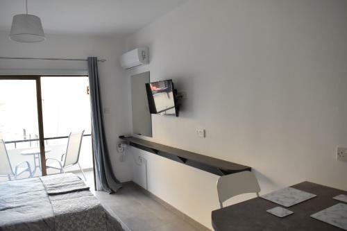 Marias Apartment - In City Centre,near Beach