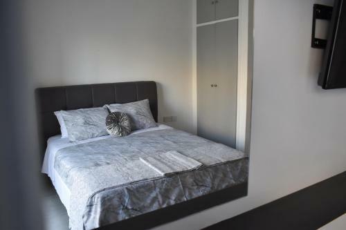 Marias Apartment - In City Centre,near Beach