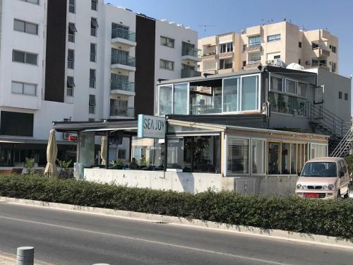 Blue Lagoon One Bedroom Apartments