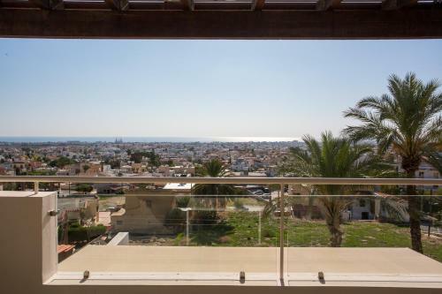 Apartamento Penthouse Duplex Overlooking The Mediterranean