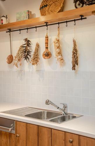 The Carob Tree Villa - 3 Br Rustic Luxury Home