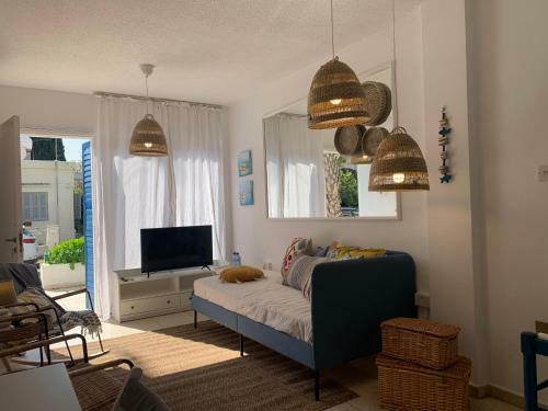 Apartamento Romy's 1-br Apt By The Beach