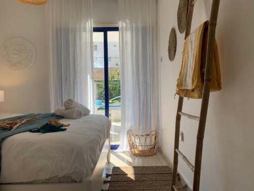 Apartamento Romy's 1-br Apt By The Beach