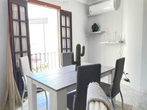 Apartamentos Patio De Santa Mar�a