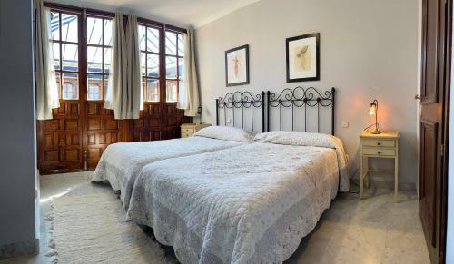 Apartamentos Patio De Santa Mar�a