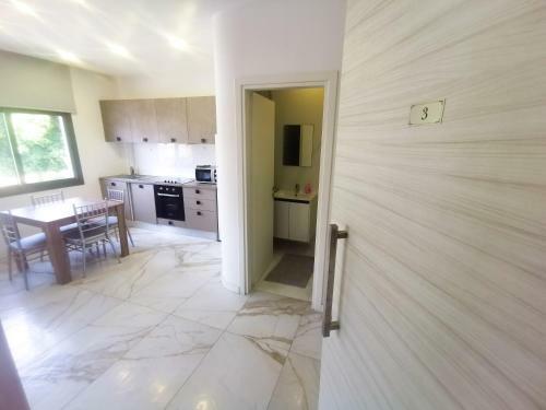 Mimi's Sunny Beach Apartment