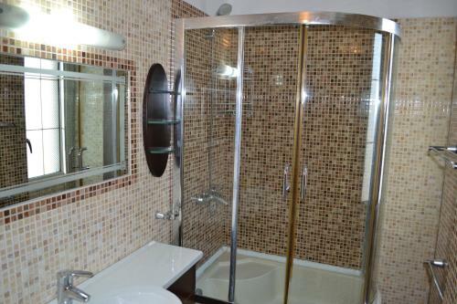 Kela's de Luxe Penthouse 3 Bedrooms Apartment