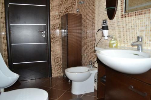 Kela's de Luxe Penthouse 3 Bedrooms Apartment