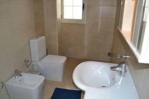 Kela's de Luxe Penthouse 3 Bedrooms Apartment