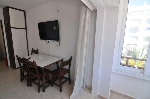 Rnet - Apartments Roses Holiday Center