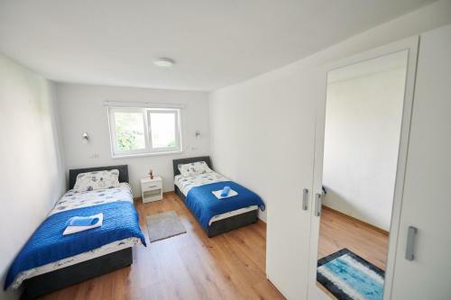 Lovely House Apartment