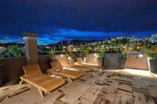 Olympic 84 Apartments