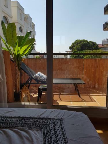 Apartamento Con Piscina En Los Canales de Rosas