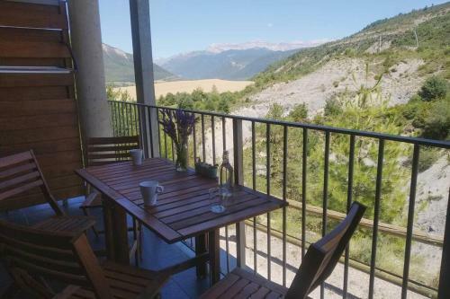 Apartamento En Urb. Las Margas Golf (piscina)