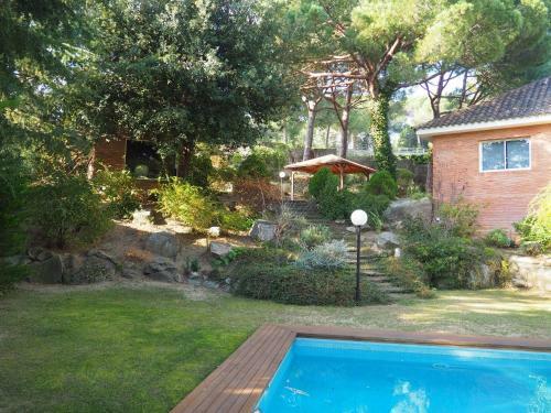 Apartamento Aislado Jard�n Y Piscina