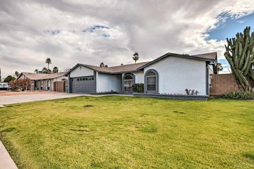 Updated Chandler Abode With Grill About 8 Mi To Asu
