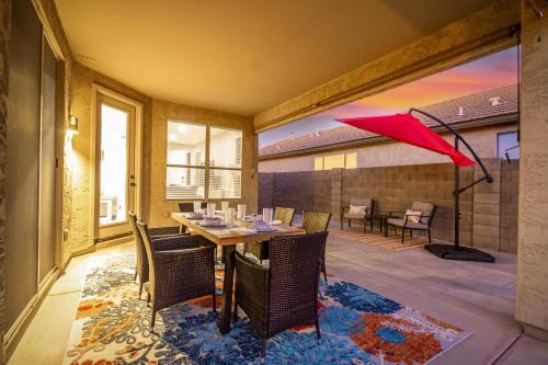 Awesome Chandler Home With Heated Pool! Home