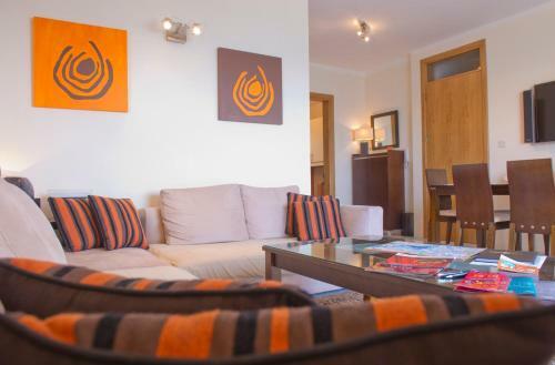 Apartamentos Ascot By The Sea