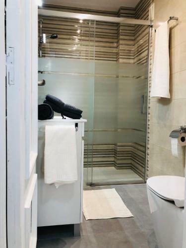 Precioso Apartamento Al Lado de El Corte Ingl�s