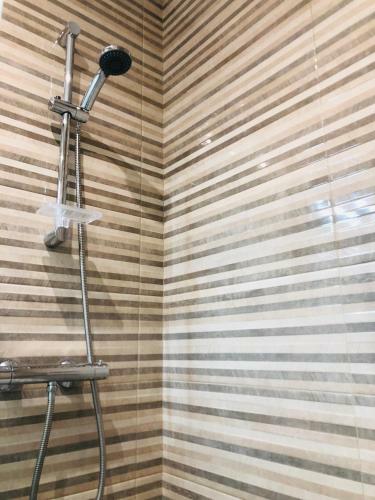 Precioso Apartamento Al Lado de El Corte Ingl�s