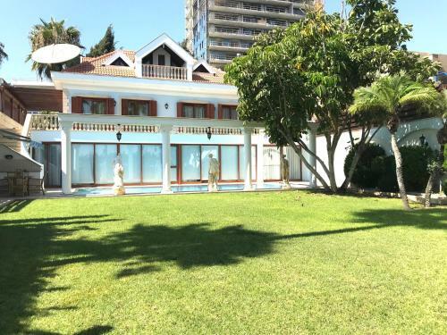 Limassol Villa By The Sea