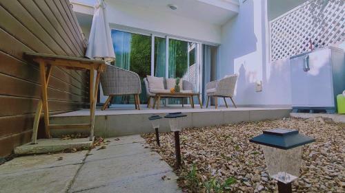 Stay Downtown Retreat