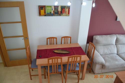 Apartamento Atico Mar Y Monta�a