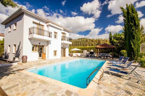 Large Luxury Private Sea View Villa With Pool