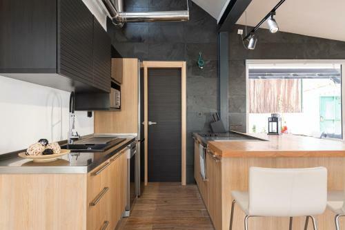 Modern Bungalow Drag�n Club II