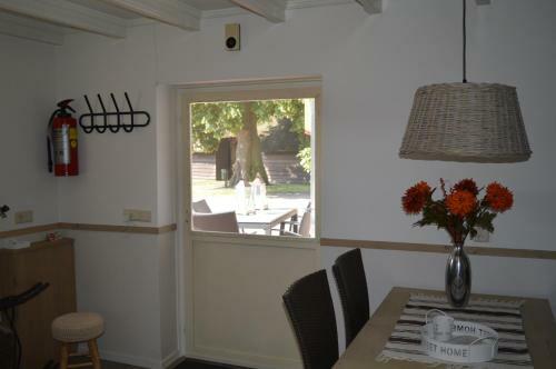 Hotel De Martiene Plats B&B & Appartement