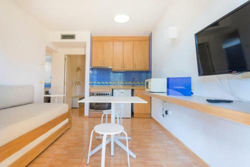 Ses Eufabietes Apartments & Restaurant
