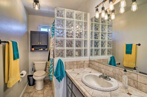 Colorful Cottonwood Home Walk To Verde River