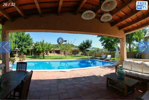 Cal Maduxaire Casa Aislada-h�pica