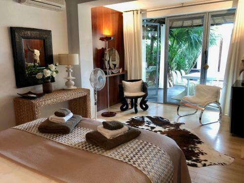 Ibiza Style House, Luxury,with Private Pool